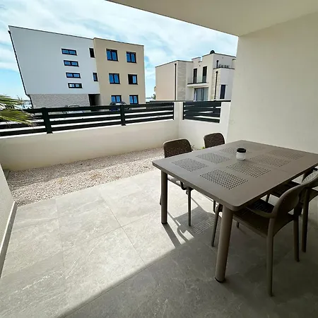 Appartement Beautiful New Palmtree *