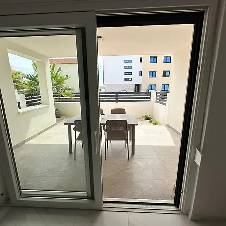 Beautiful New Palmtree Appartement *