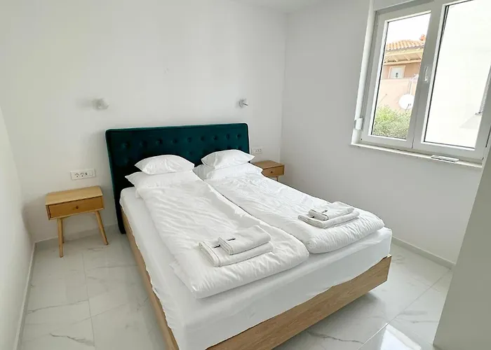 Beautiful New Palmtree Apartment Vir