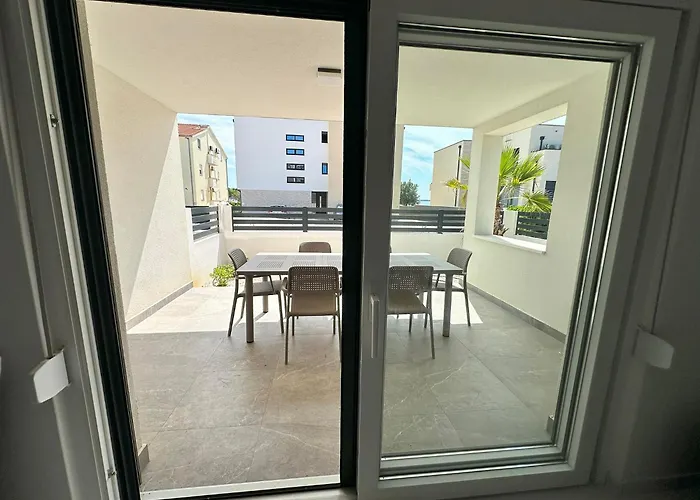 Apartment Beautiful New Palmtree Vir